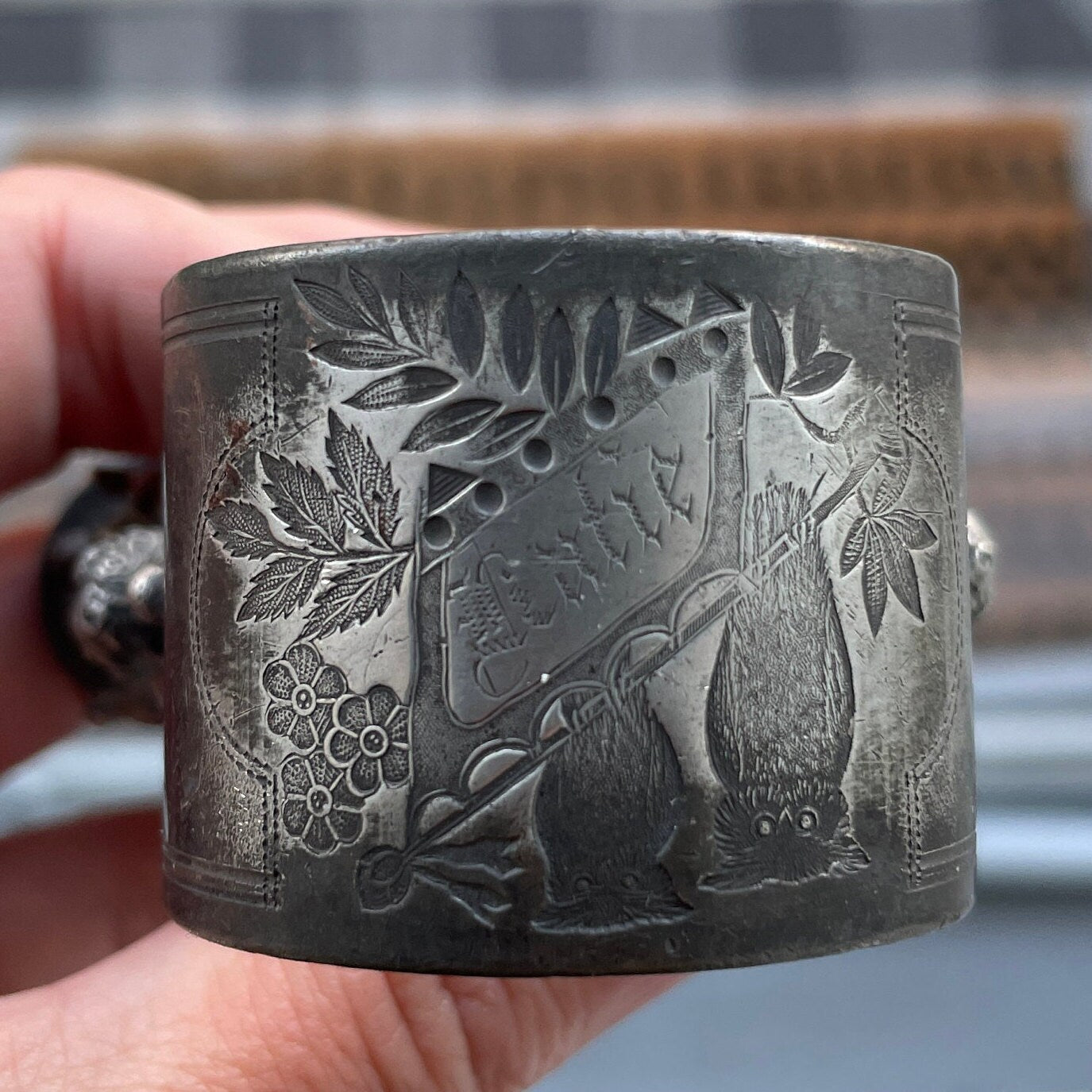 Antique Victorian Simpson Hall Miller Silver Plate Napkin Ring Cherubs/Fairies