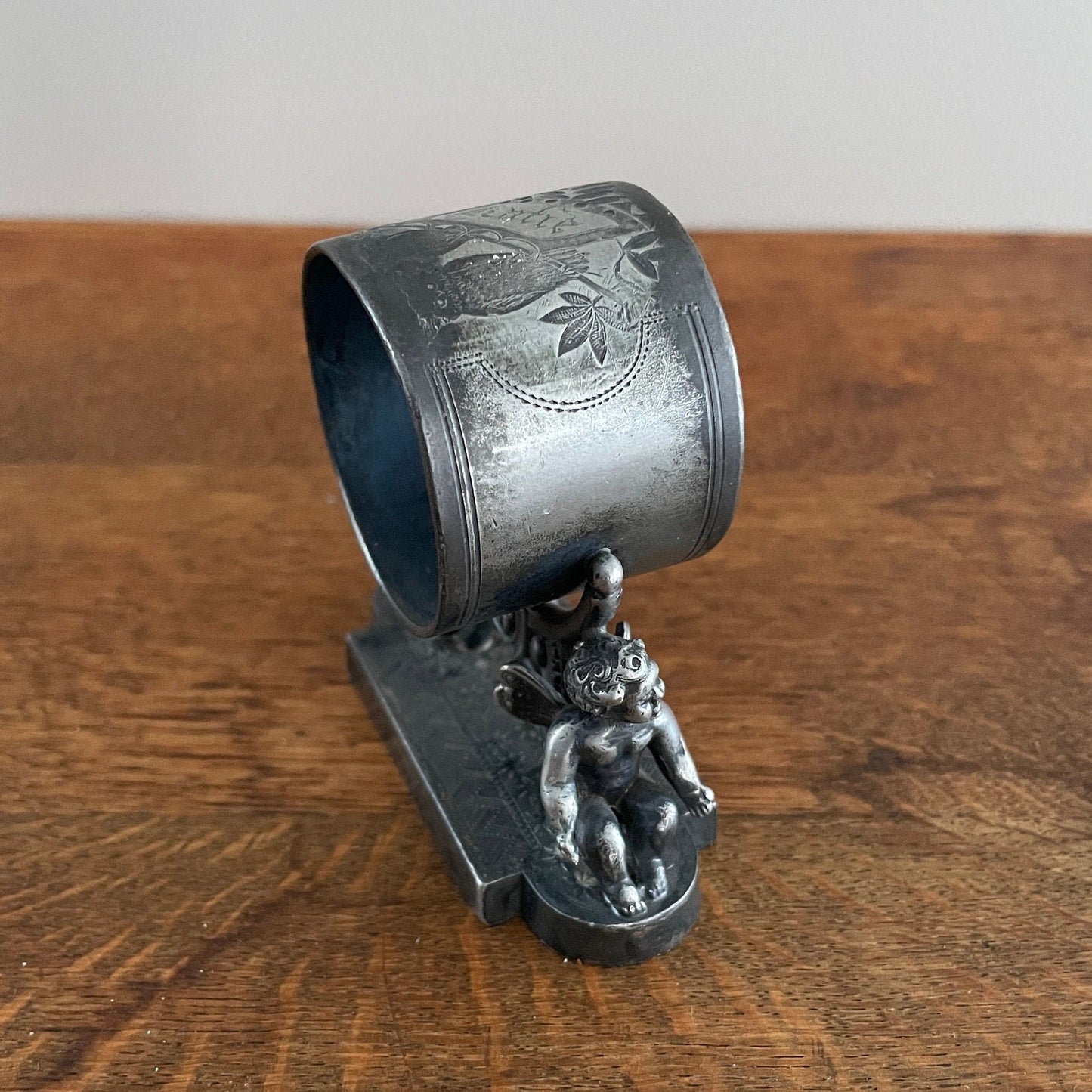 Antique Victorian Simpson Hall Miller Silver Plate Napkin Ring Cherubs/Fairies